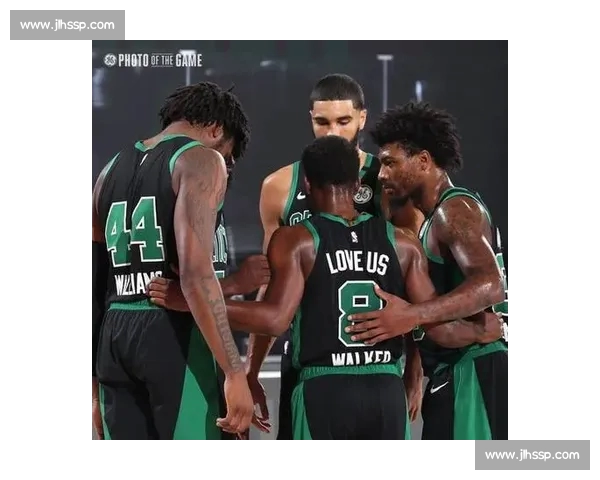 全方位体验NBA赛事精彩瞬间，随时随地观看高清直播与赛事回放